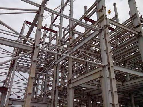 廠房?jī)?nèi)部