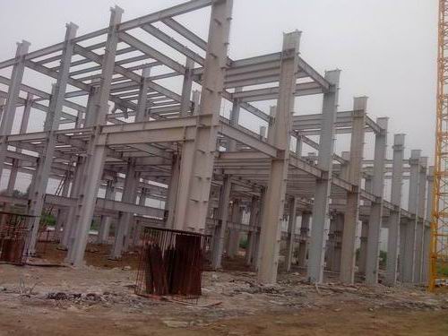 廠房?jī)?nèi)部